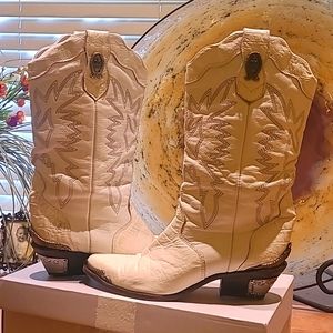 COPY - Vintage White Zodiac Boots 7M, Cowgirl Style